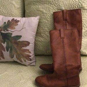 FRYE Celia X stitch boots